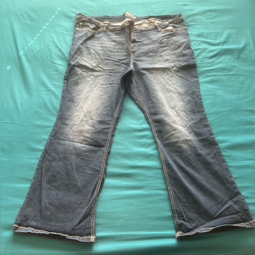Torrid Size 28 Luxe Slim Boot Jean Mid Wash - Picture 6 of 12